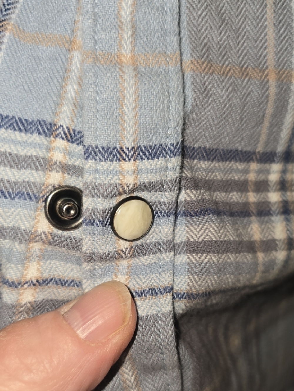Lucky Brand Men's Light Blue & Gray Plaid Button-Down Shirt - Picture 5 of 6